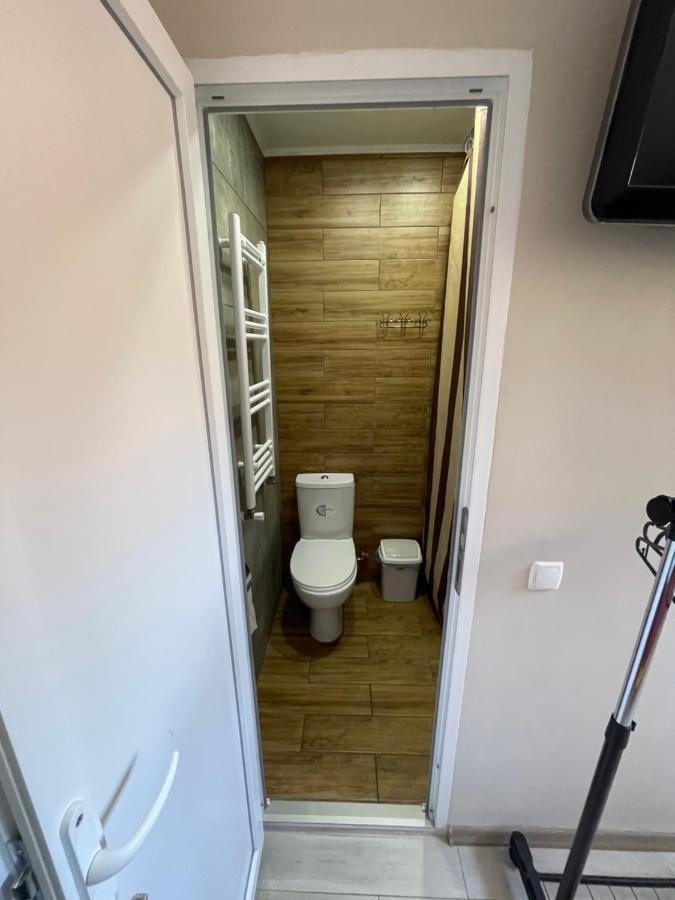 Hostel U Pottera Chernivtsi Bagian luar foto